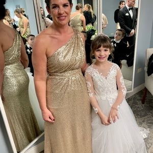 Champagne Revelry brand, Starla style.